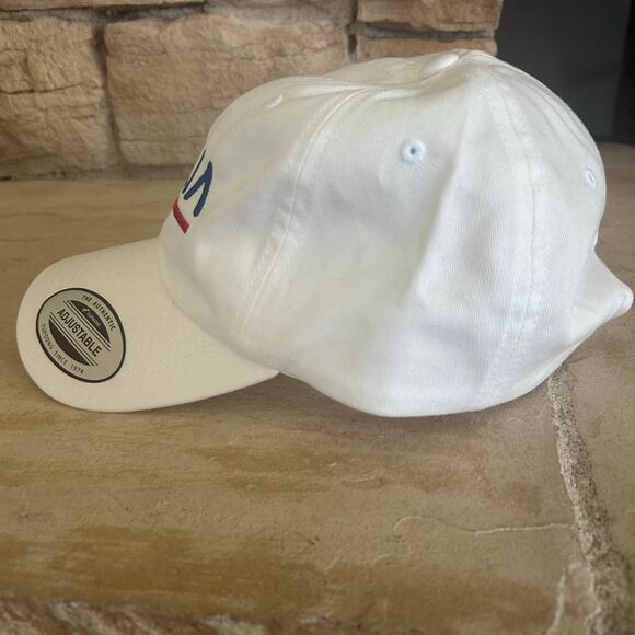 YUPOONG The Classics Hat White/ Blue With Italia‎ Logo Mult-Color Brand New! - Picture 2 of 7
